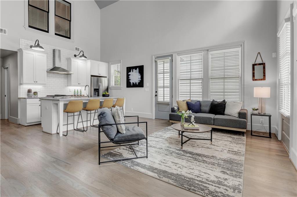 528 Bismark Road Northeast Atlanta, GA 30324 - Photo 4 of 48