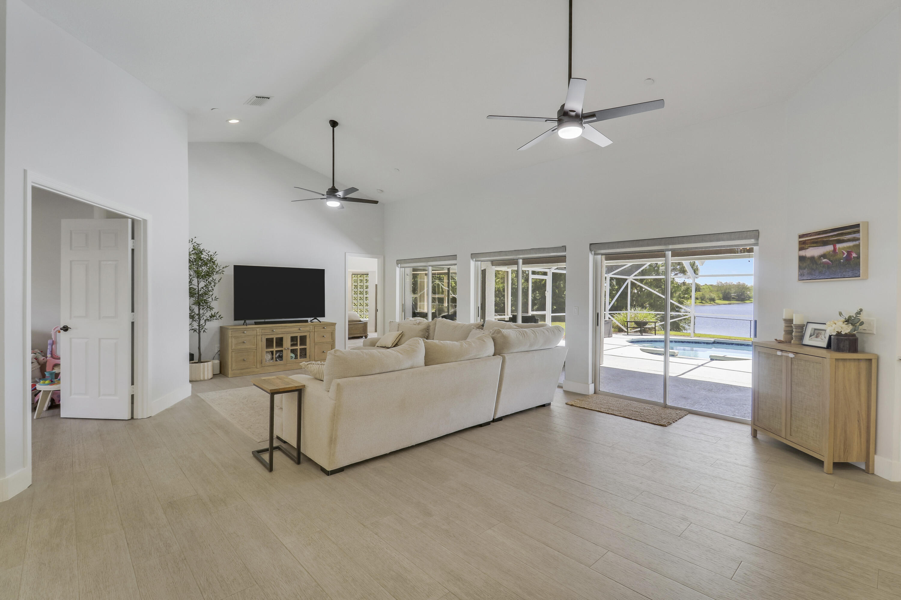 550 Southeast Ashley Oaks Way Stuart, FL 34997 - Photo 8 of 62 Living Room