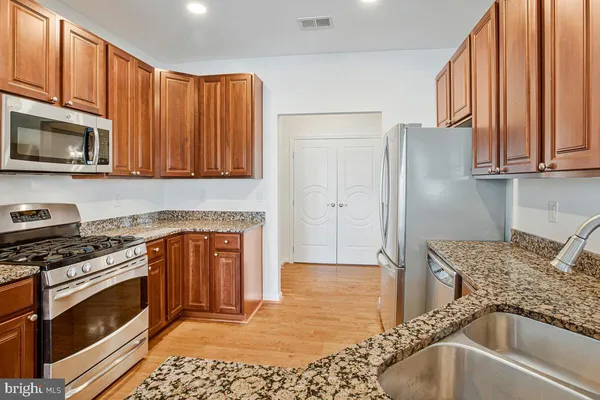 $379,900 | 8270 Stone Crop Drive, Unit A, Ellicott City, MD 21043
