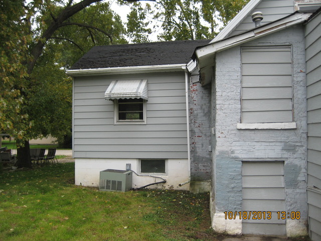 729 Vine Street Lockport, IL 60441 - Photo 2 of 9