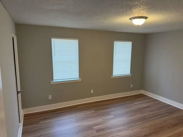 $1,100 | 1010 University Street, Memphis, TN 38107