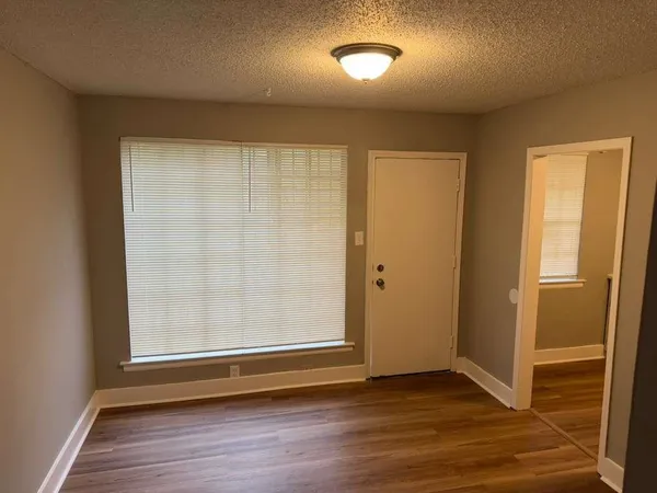 $1,100 | 1010 University Street, Memphis, TN 38107