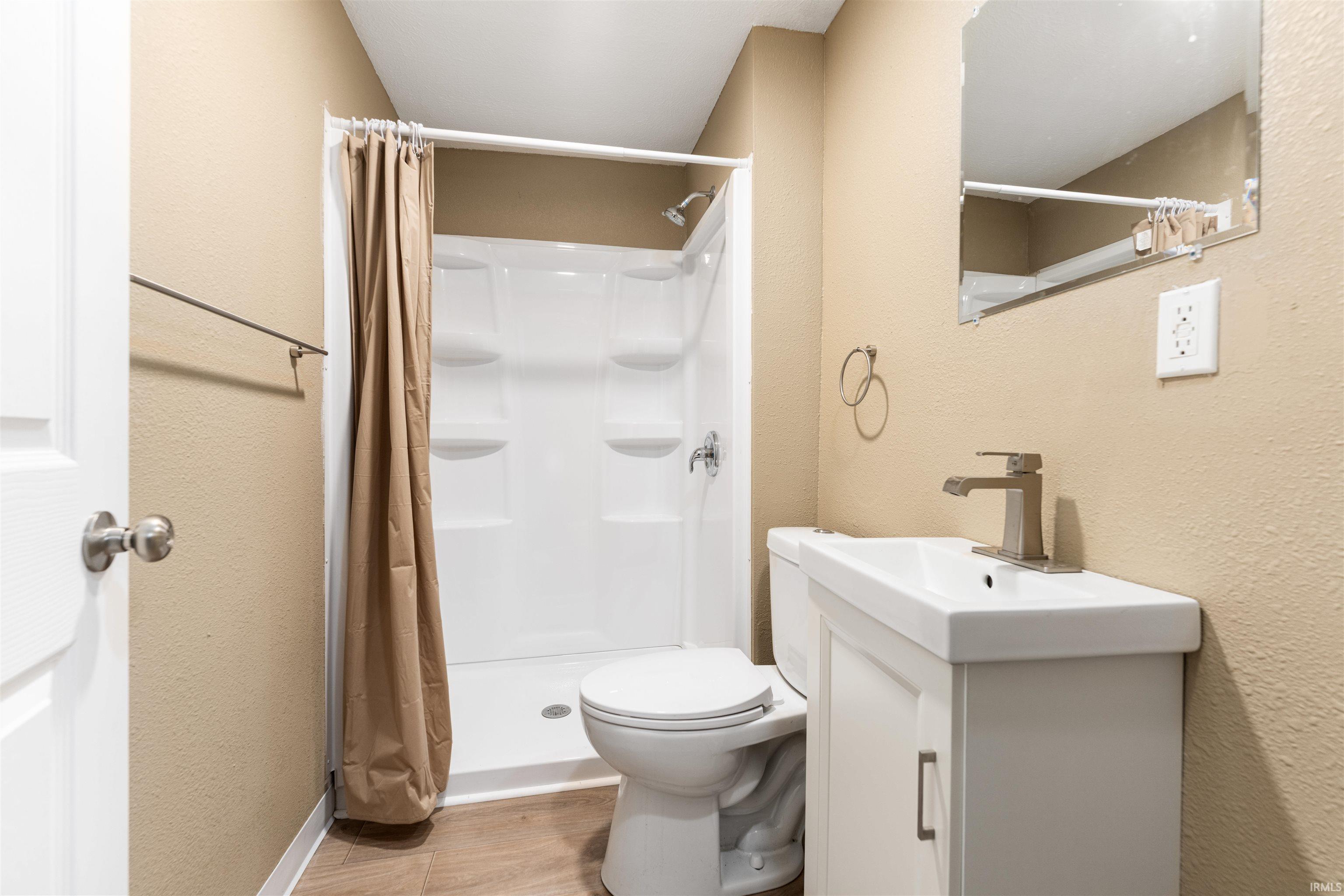 446 East Center Street Dunkirk, IN 47336 - Photo 18 of 24