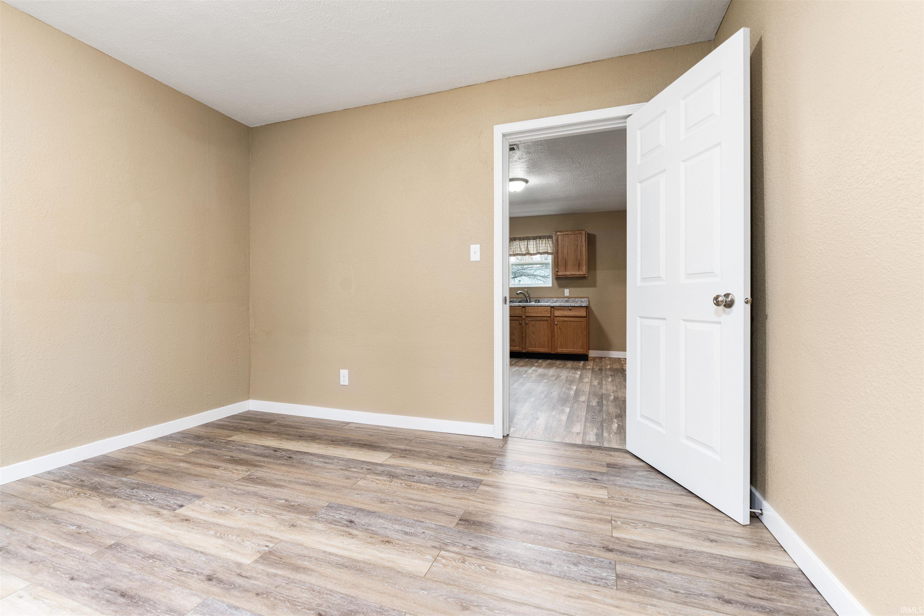 446 East Center Street Dunkirk, IN 47336 - Photo 20 of 24