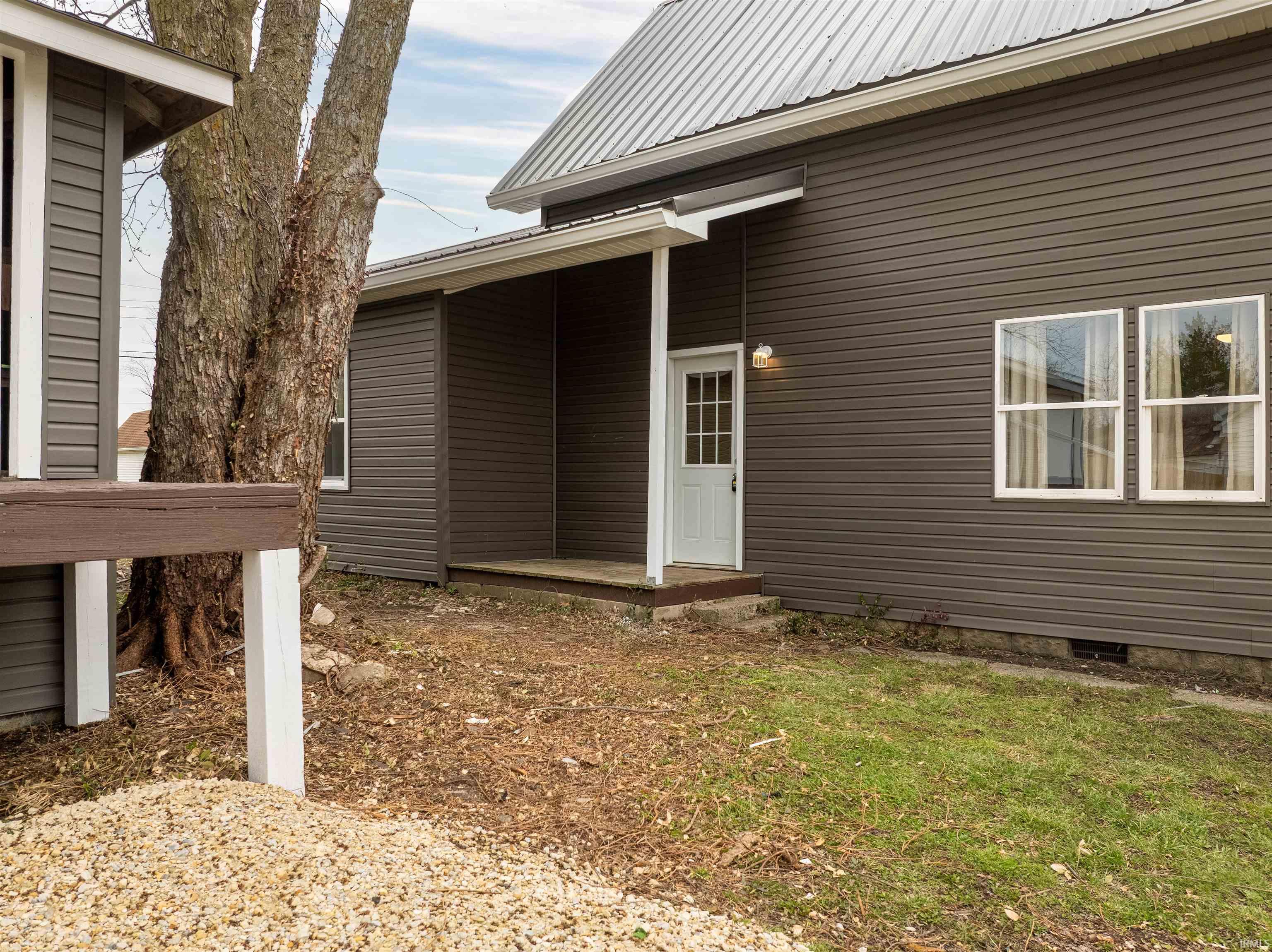 446 East Center Street Dunkirk, IN 47336 - Photo 6 of 24