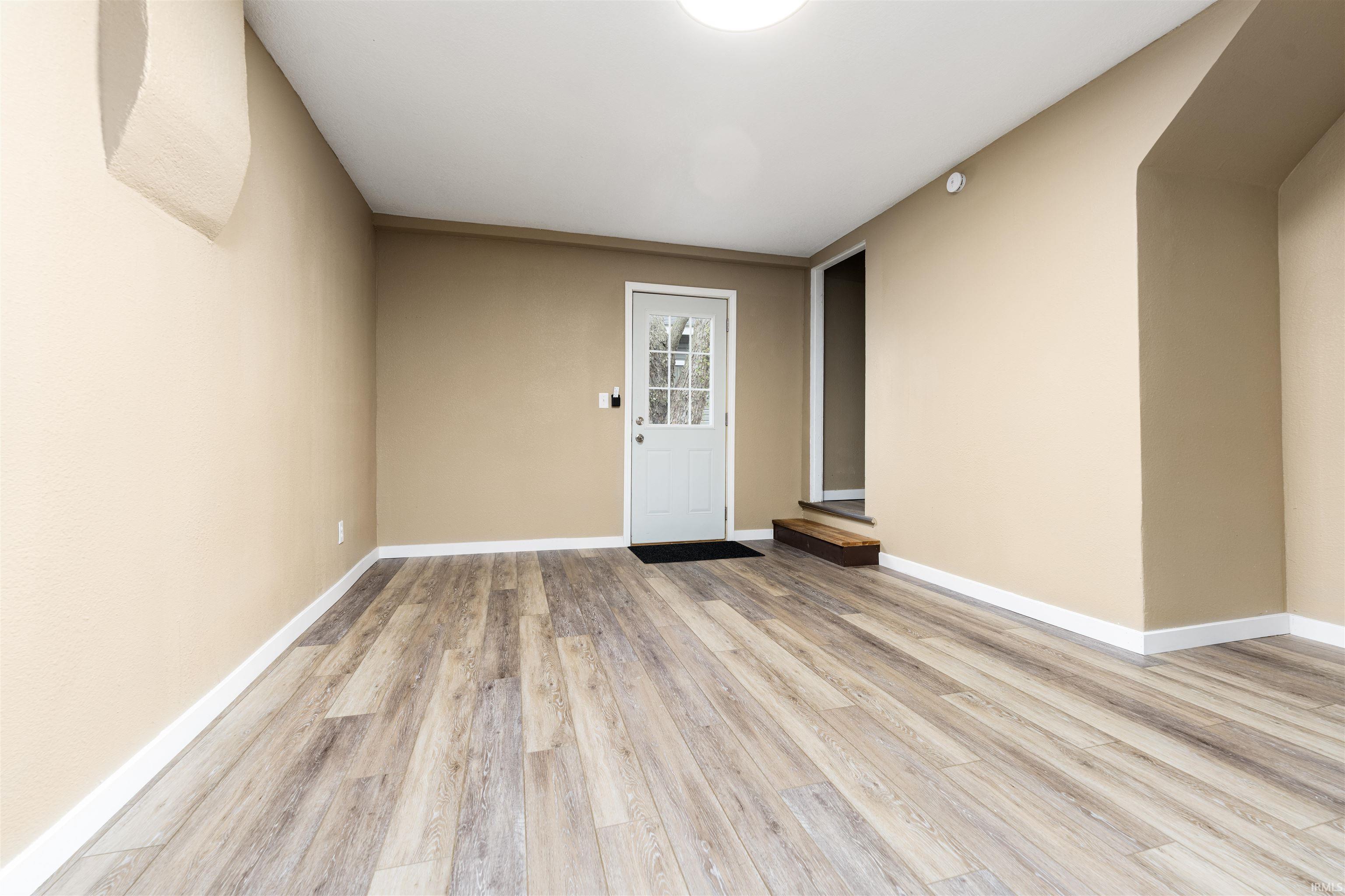 446 East Center Street Dunkirk, IN 47336 - Photo 9 of 24