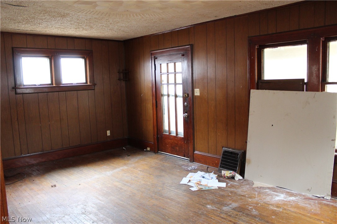 712 Garfield Street Akron, OH 44310 - Photo 6 of 6 Gallery Image 6