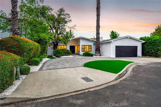 a view of outdoor space yard and house