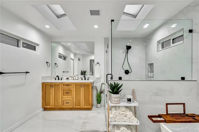 $12,000 | 16127 Hartsook Street, Encino, CA 91436