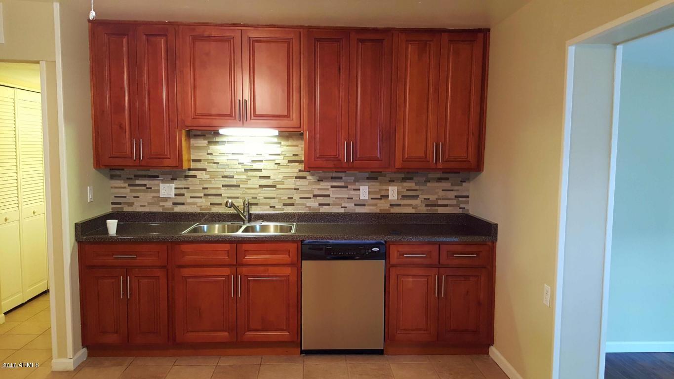 3423 West Charter Oak Road Phoenix, AZ 85029 - Photo 6 of 9 Kitchen 2