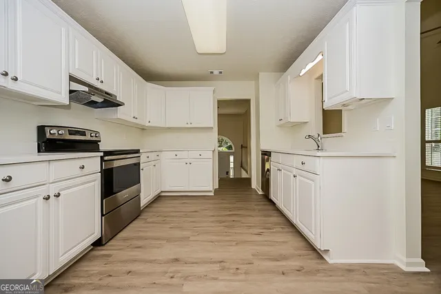 $2,105 | 9551 Ashley Oaks Drive, Jonesboro, GA 30236