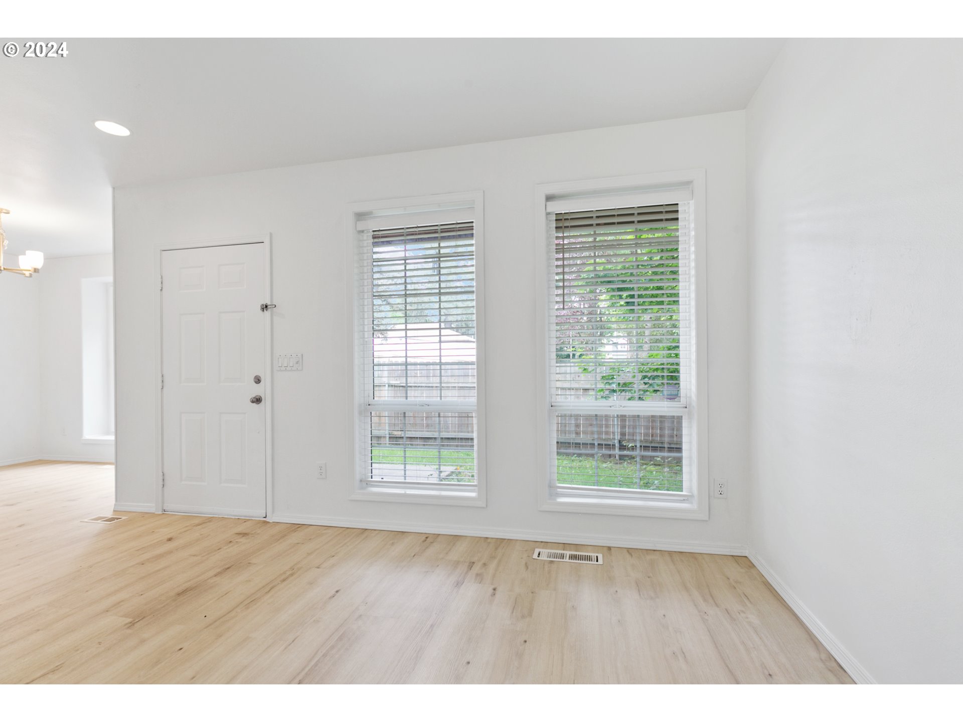 Entrance/Foyer