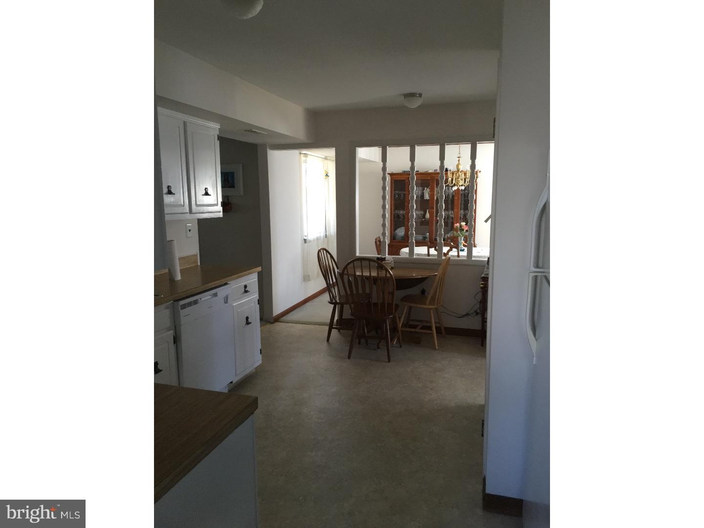 39 Freedom Road Sewell, NJ 08080 - Photo 11 of 16