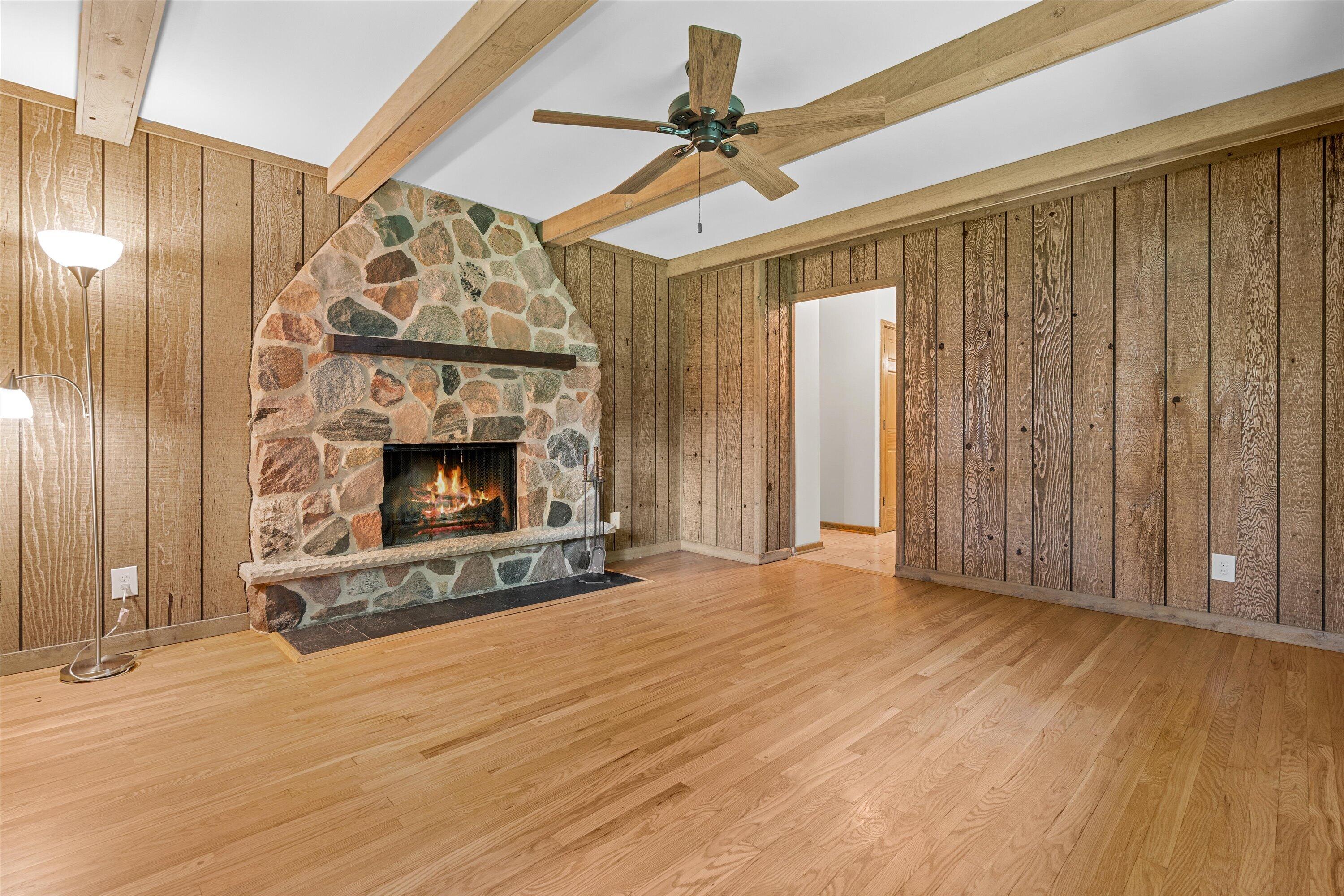 W136N8704 Esquire Road Menomonee Falls, WI 53051 - Photo 15 of 36 Family Rm