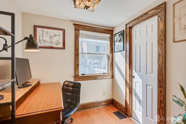 $675,000 | 121 Columbia Avenue, Metuchen, NJ 08840