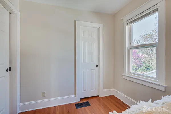 $675,000 | 121 Columbia Avenue, Metuchen, NJ 08840