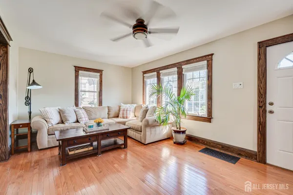 $675,000 | 121 Columbia Avenue, Metuchen, NJ 08840