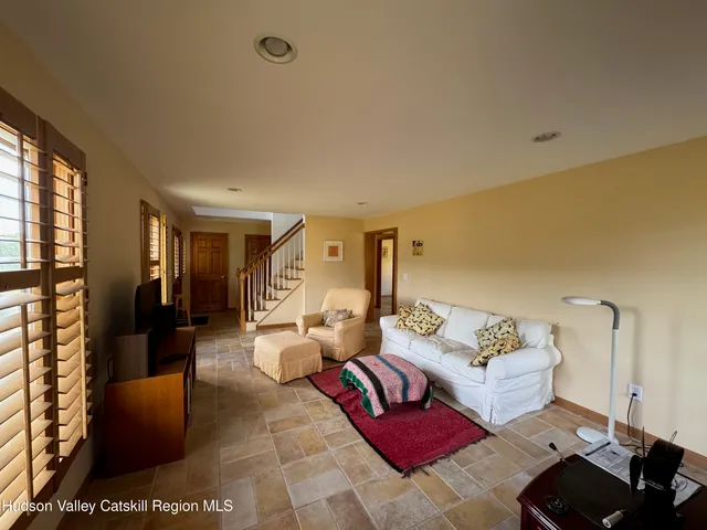 $725,000 | 15 Tory Hill Road, Hillsdale, NY 12529