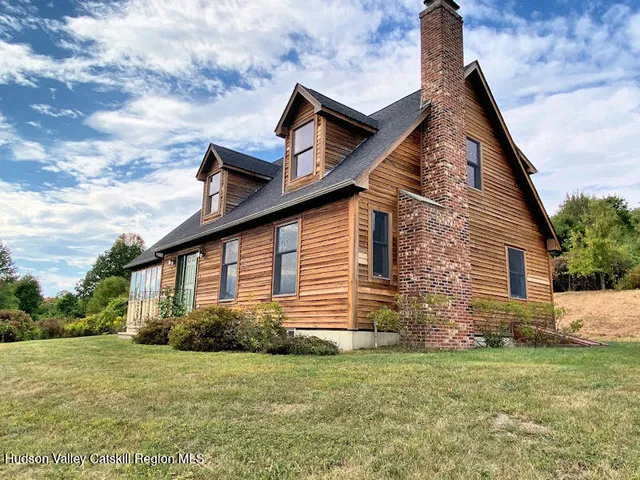 $725,000 | 15 Tory Hill Road, Hillsdale, NY 12529