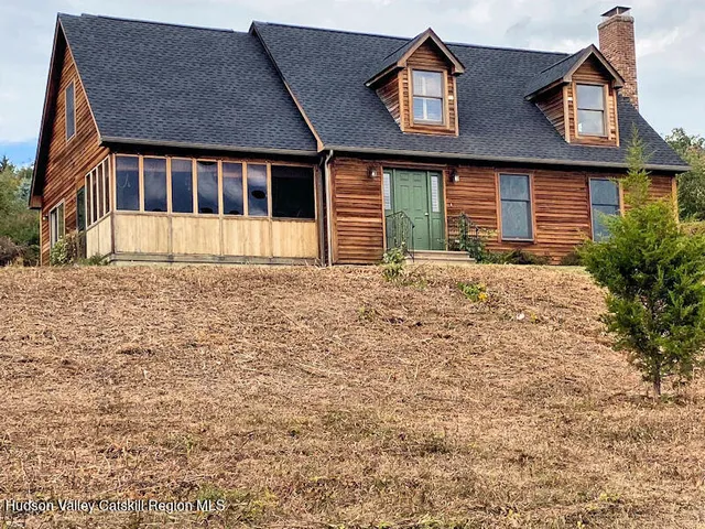 $725,000 | 15 Tory Hill Road, Hillsdale, NY 12529