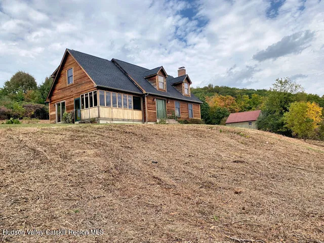 $725,000 | 15 Tory Hill Road, Hillsdale, NY 12529
