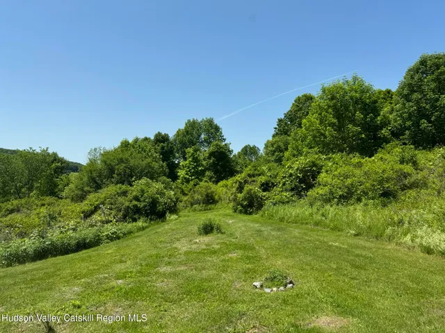 $725,000 | 15 Tory Hill Road, Hillsdale, NY 12529