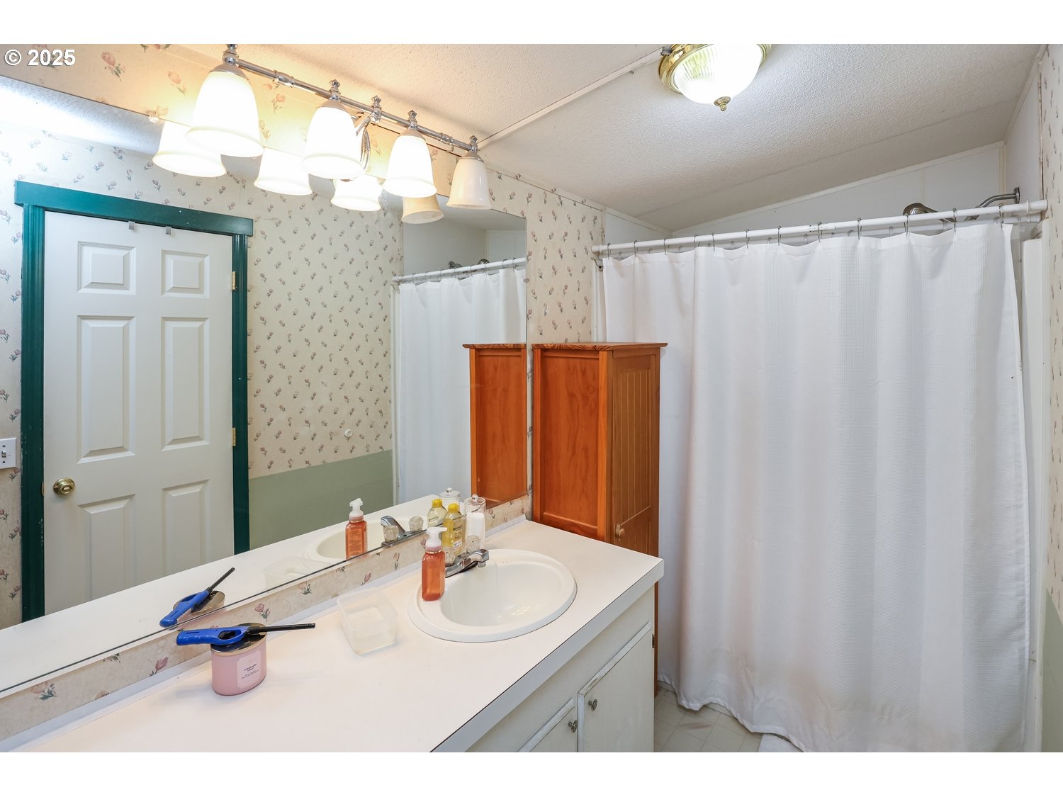 310 Pitney Lane, Unit 25 Junction City, OR 97448 - Photo 13 of 13