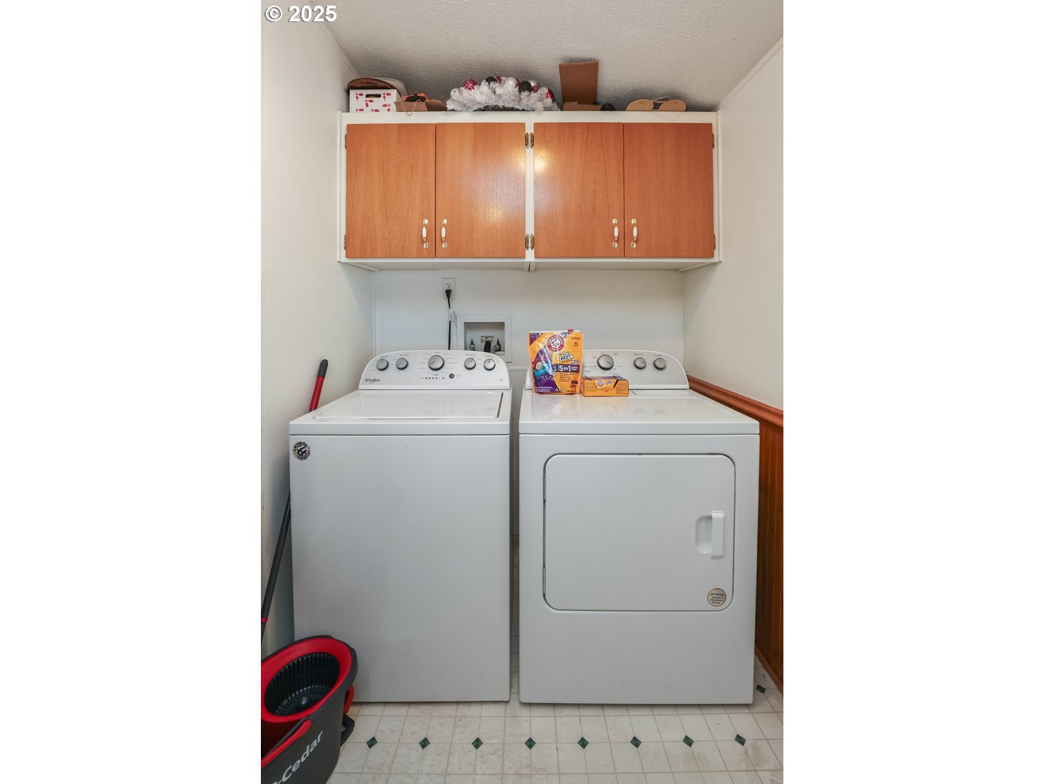 310 Pitney Lane, Unit 25 Junction City, OR 97448 - Photo 10 of 13