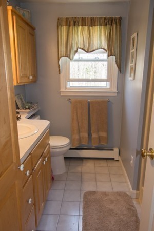 196 Pollard Road Northbridge, MA 01534 - Photo 10 of 19