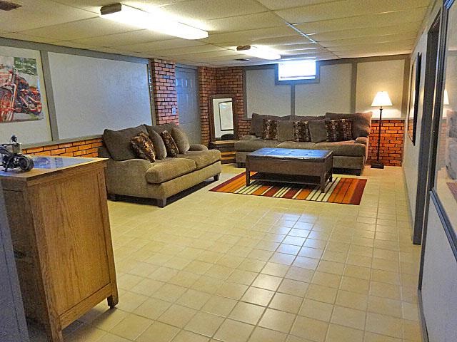 24334 Farmdale Road Washington, IL 61571 - Photo 20 of 22 Gallery Image 20