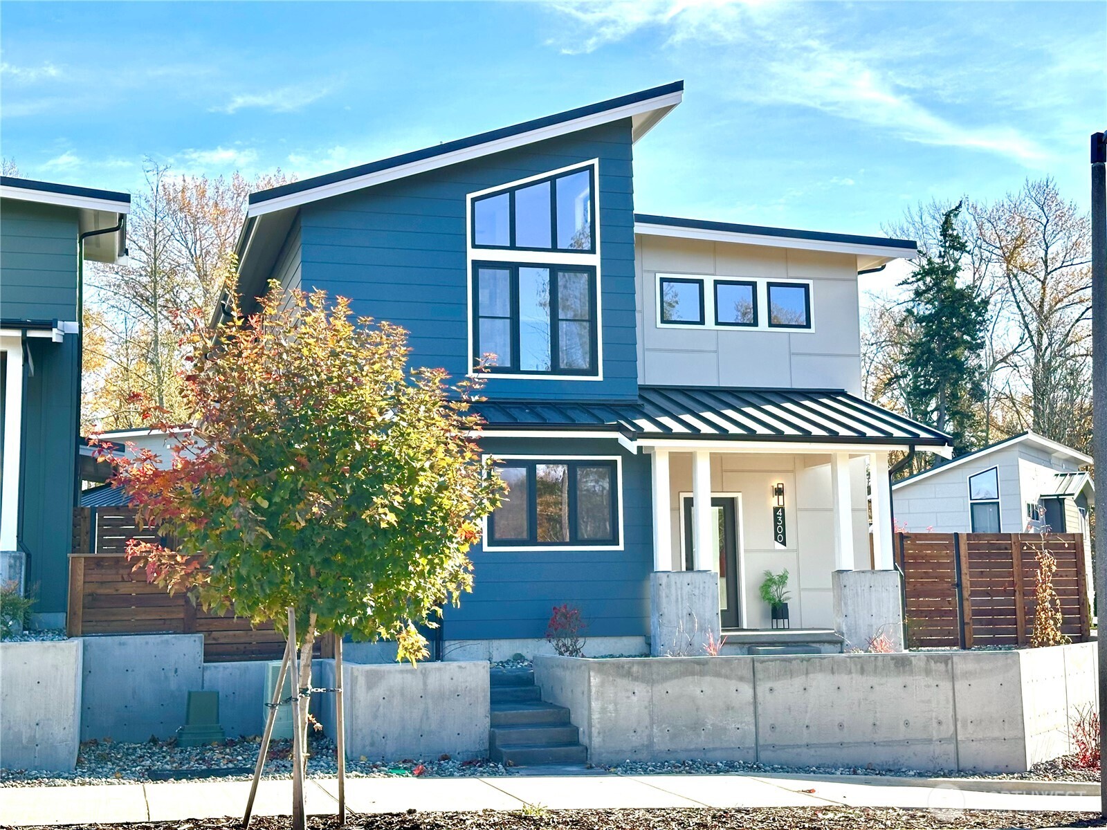 4300 Creston Way Bellingham, WA 98226 - Photo 1 of 39