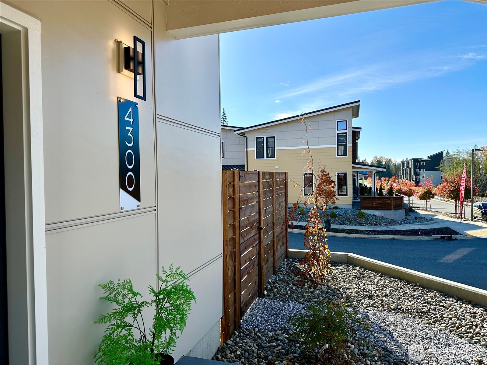 4300 Creston Way Bellingham, WA 98226 - Photo 2 of 39