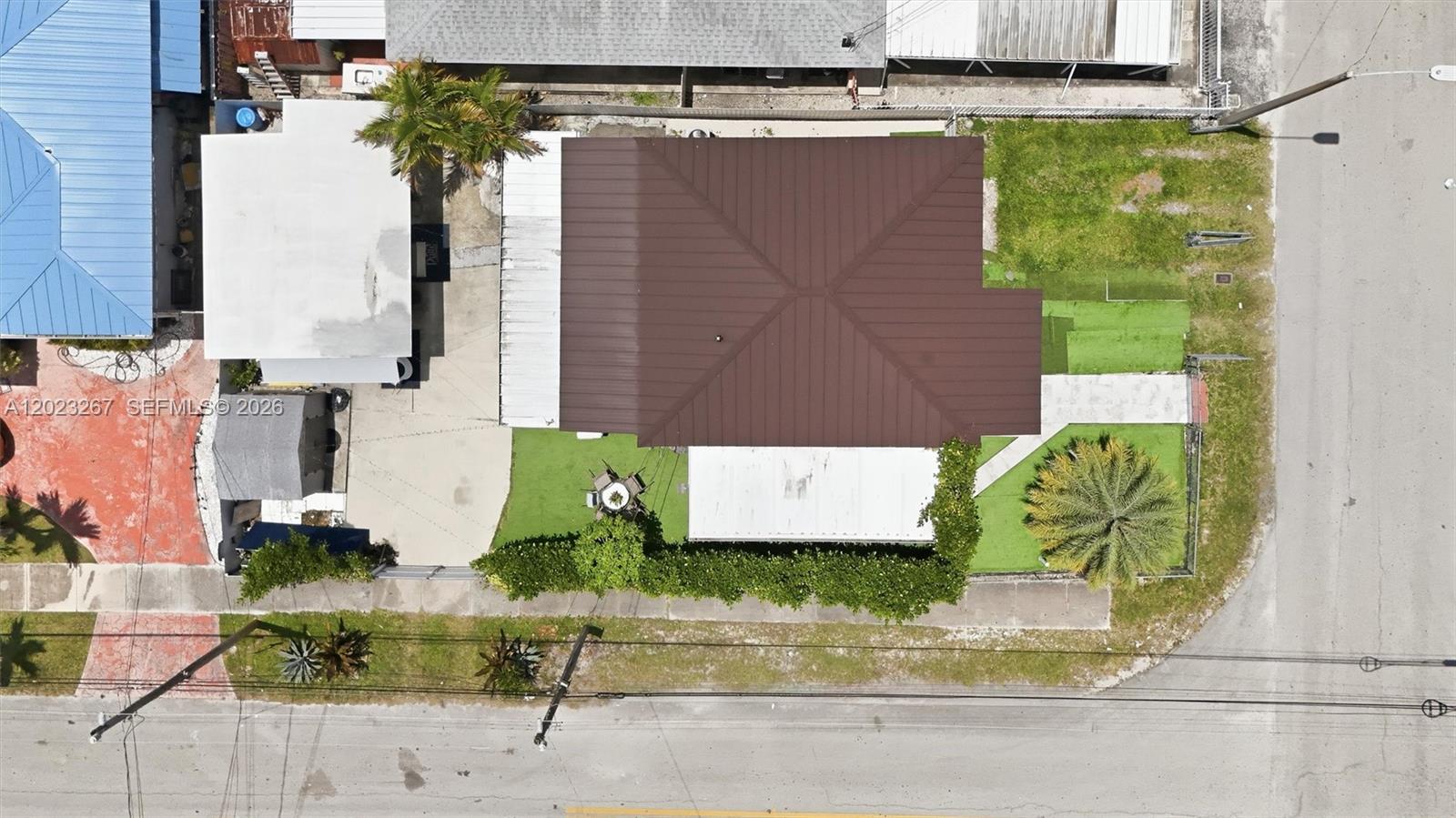 301 Southwest 36th Avenue Miami, FL 33135 - Photo 53 of 54