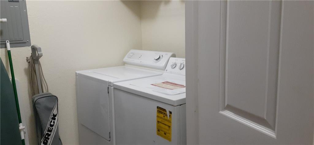 2416 57th Circle Vero Beach, FL 32966 - Photo 15 of 22 GetMedia (3)