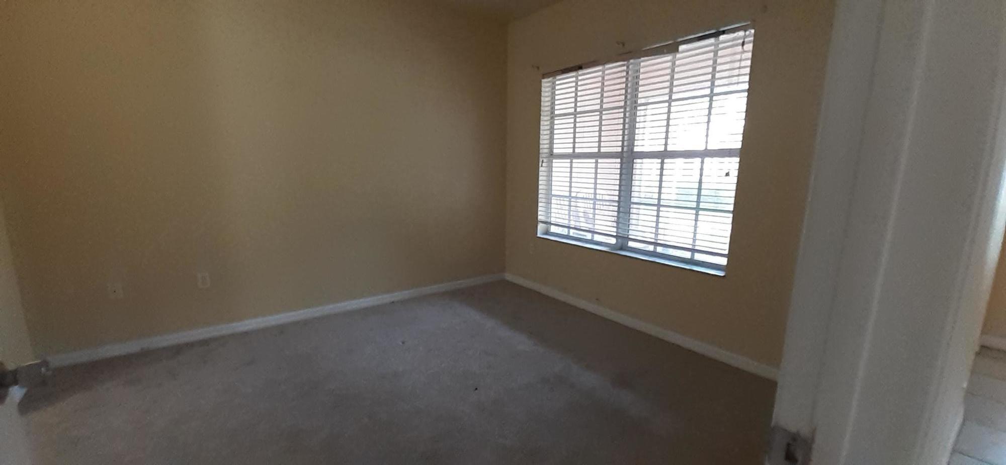 2416 57th Circle Vero Beach, FL 32966 - Photo 9 of 22 20210426_145521