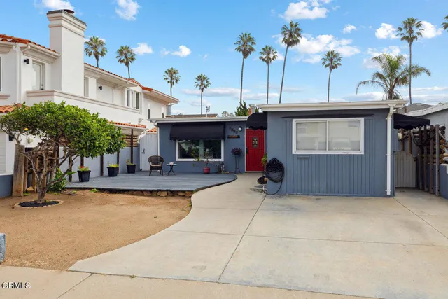 $1,199,000 | 2867 Pierpont Boulevard, Ventura, CA 93001