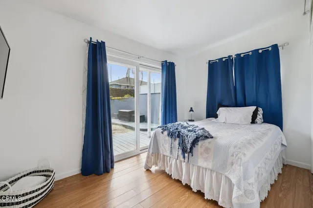 $1,199,000 | 2867 Pierpont Boulevard, Ventura, CA 93001