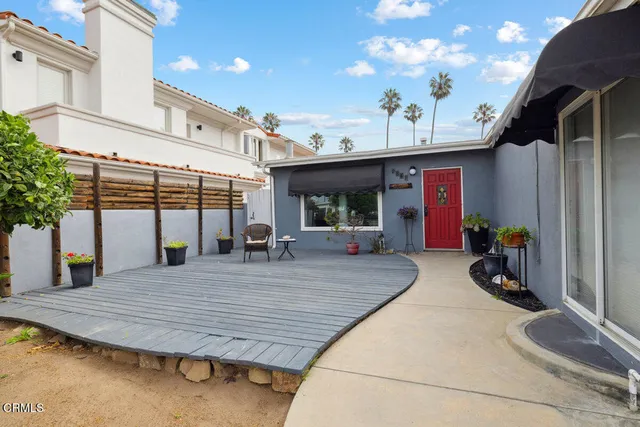 $1,199,000 | 2867 Pierpont Boulevard, Ventura, CA 93001