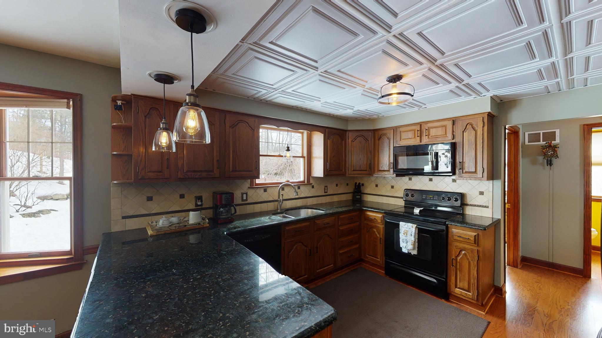 2076 Needhammer Road Pottstown, PA 19464 - Photo 16 of 66 Gallery Image 16