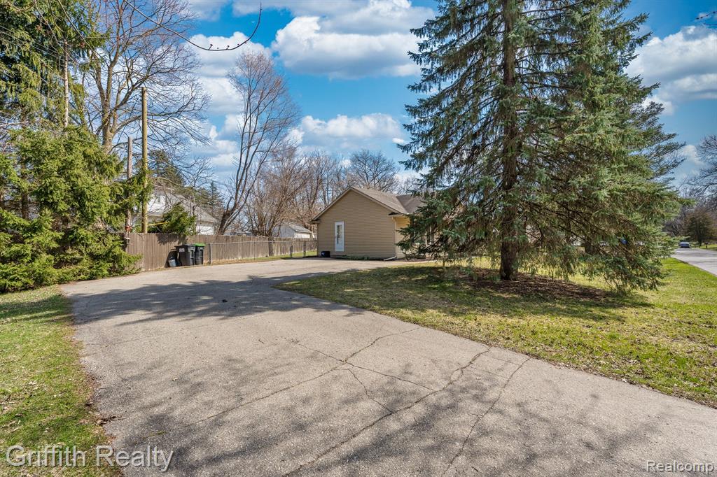 314 Cornell Street Howell, MI 48843 - Photo 27 of 28 Gallery Image 27