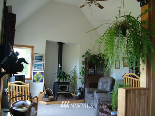 4243 Edens Road Anacortes, WA 98221 - Photo 8 of 15 Gallery Image 8