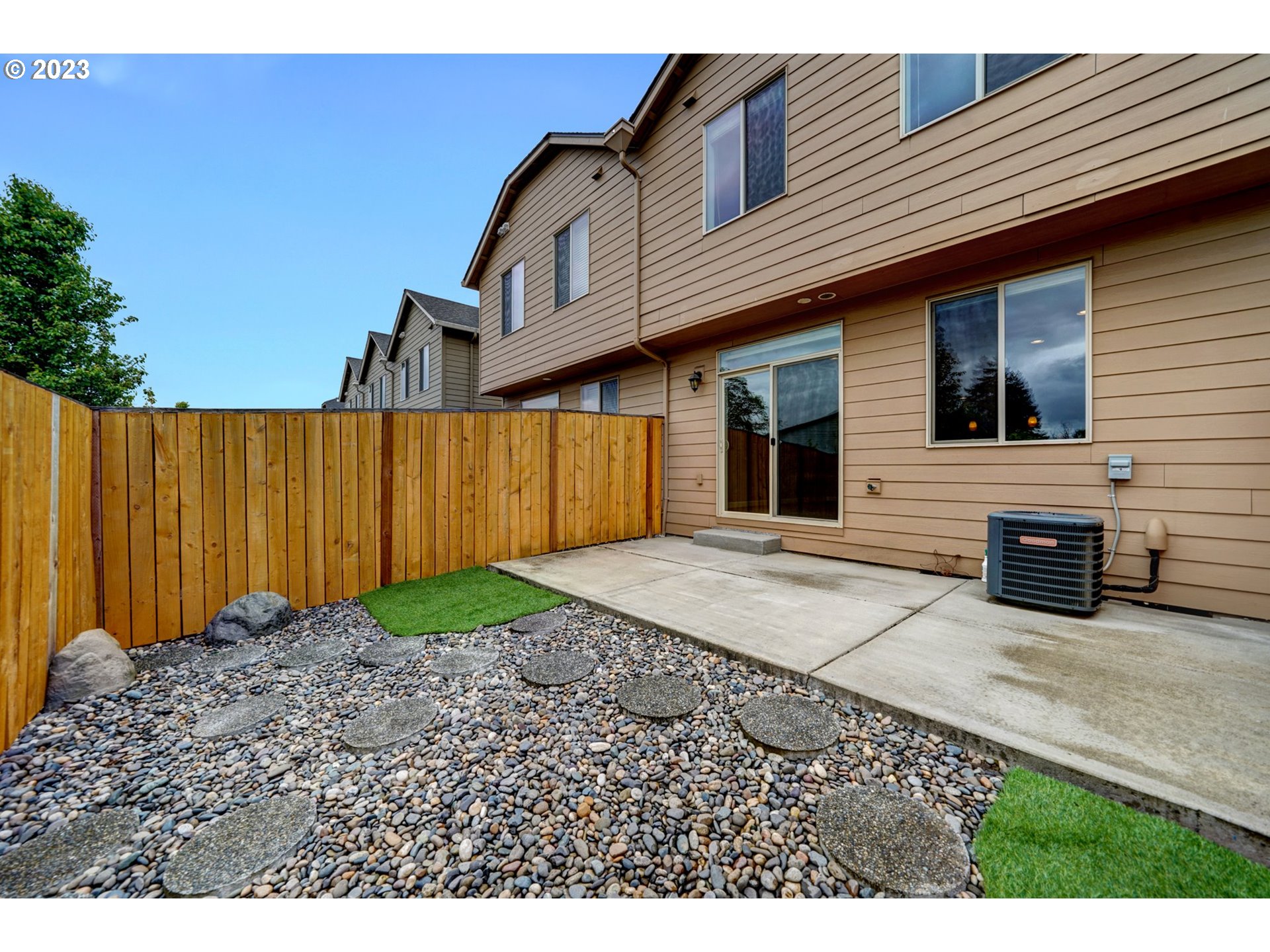 235 North 33rd Court Ridgefield, WA 98642 - Photo 27 of 30 a view of a backyard of the house
