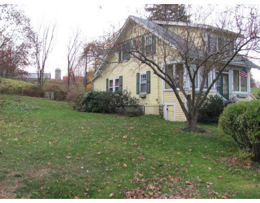 1046 Boston Road Haverhill, MA 01835 - Photo 1 of 13 Gallery Image 1
