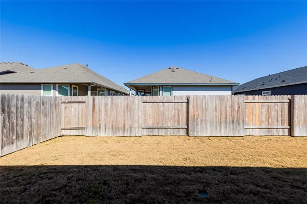 $1,995 | 141 Yellowstone Drive, Kyle, TX 78640