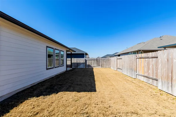 $1,995 | 141 Yellowstone Drive, Kyle, TX 78640
