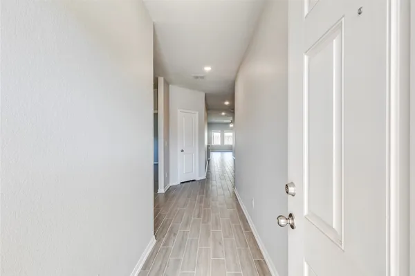 $1,995 | 141 Yellowstone Drive, Kyle, TX 78640