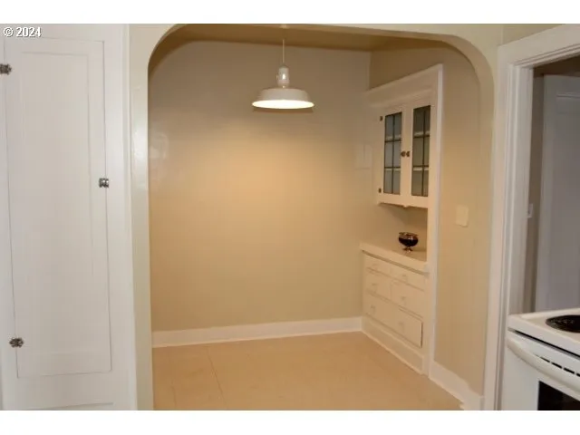 $949,000 | 2223 Northeast 9th Avenue, Portland, OR 97212