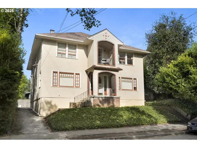 $949,000 | 2223 Northeast 9th Avenue, Portland, OR 97212