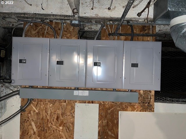 2223 Northeast 9th Avenue Portland, OR 97212 - Photo 22 of 33