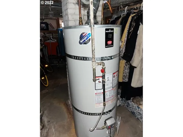 $949,000 | 2223 Northeast 9th Avenue, Portland, OR 97212